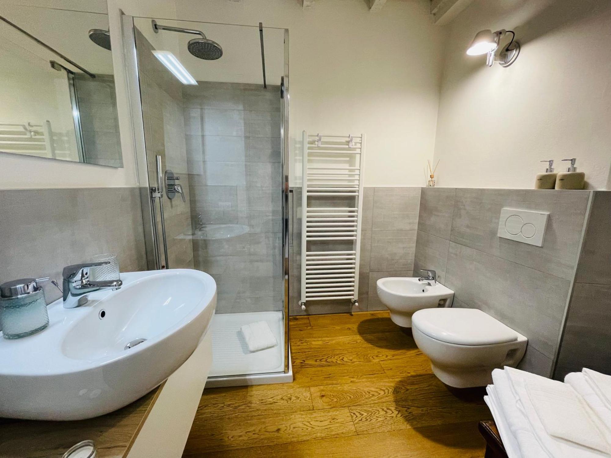 La Casina Di Alessia Apartment Bergamo Luaran gambar