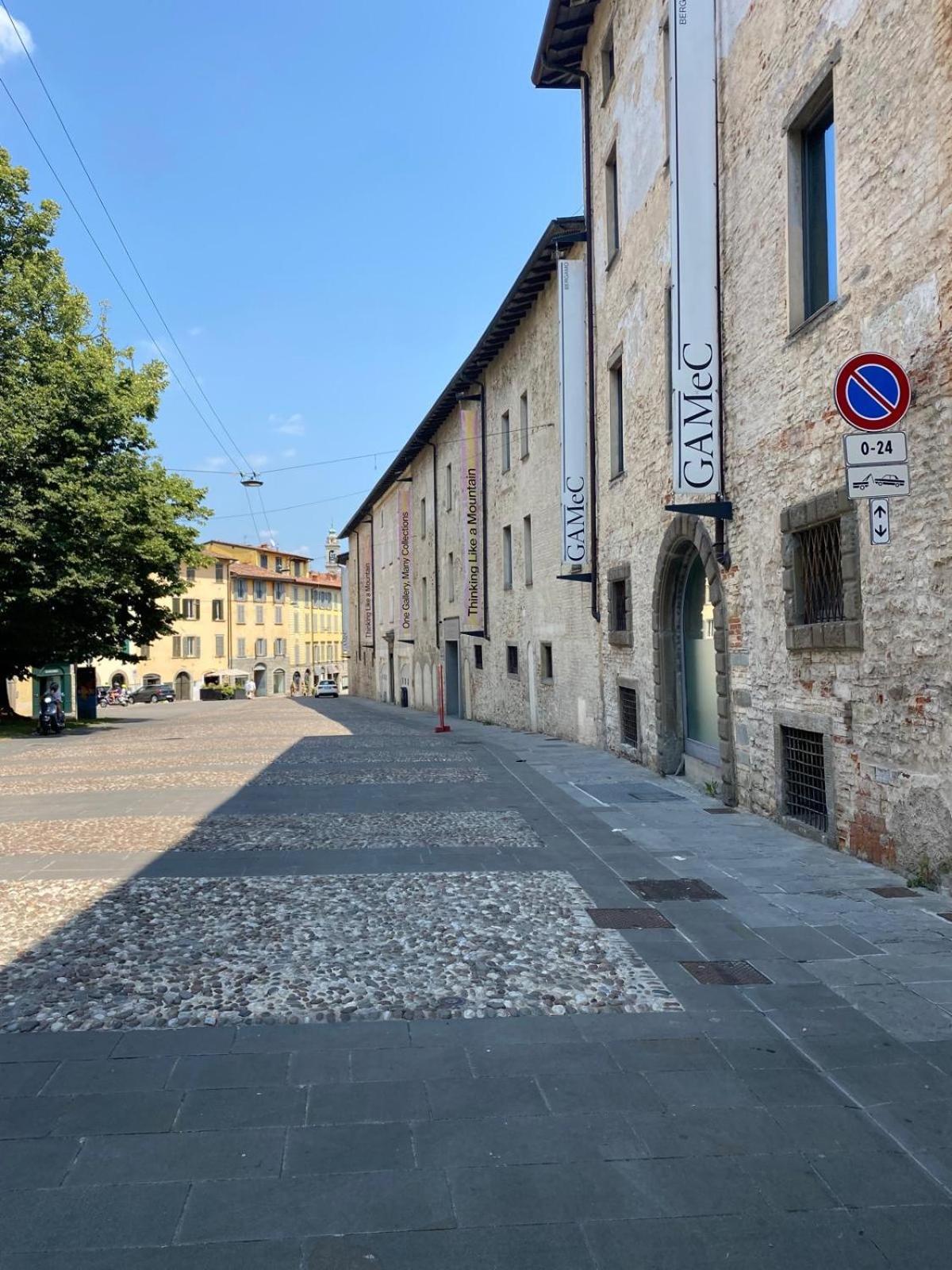 La Casina Di Alessia Apartment Bergamo Luaran gambar